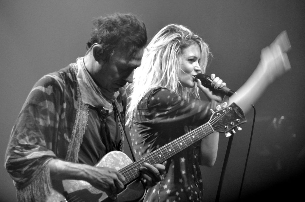 The Kills live